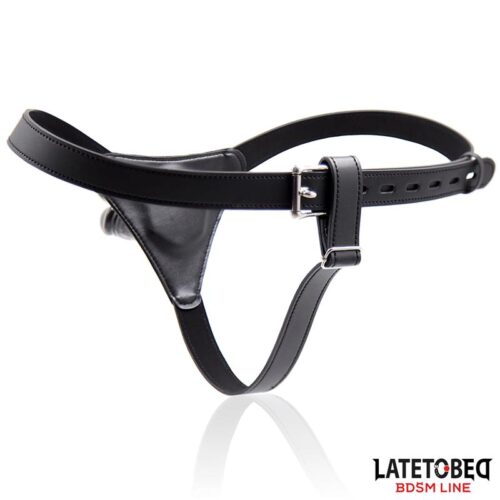 arnes ajustable con dildo semi realista 4